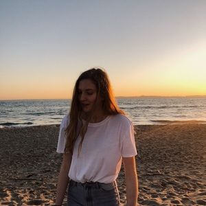 Meet your Posher, Anna-kate